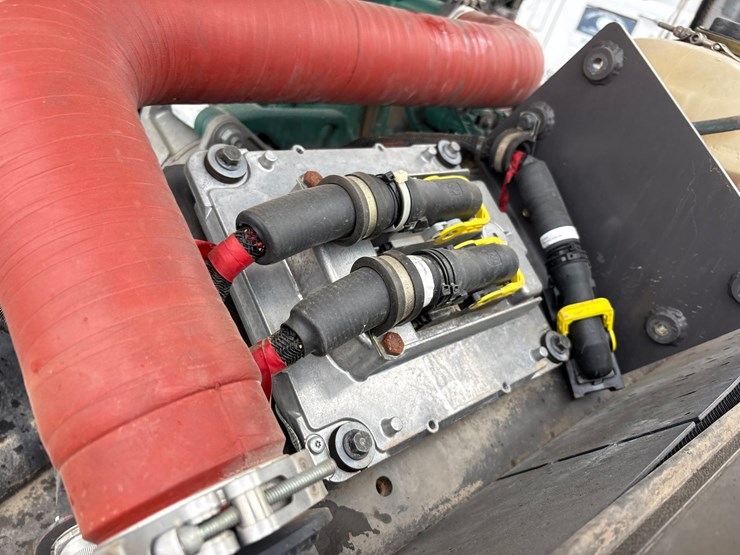 2015-volvo-sd115b-image-38