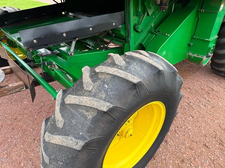 john-deere-9550-image-9