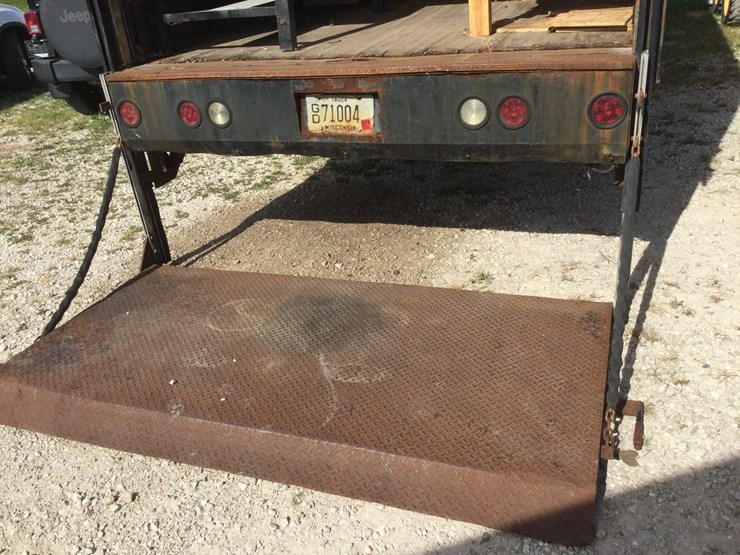 2007-international-durastar-4300-image-18
