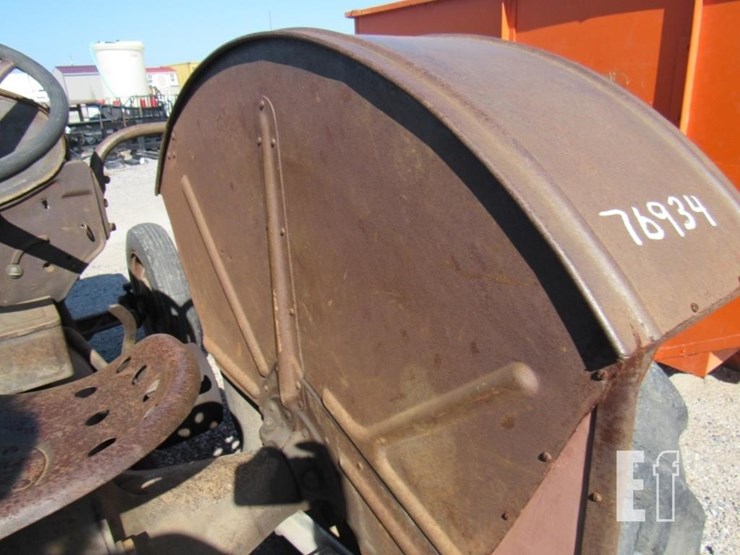 fordson-tractor-76934-image-14