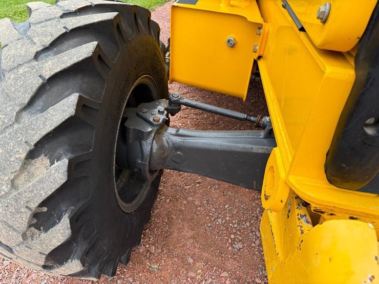 new-holland-b75d-image-35