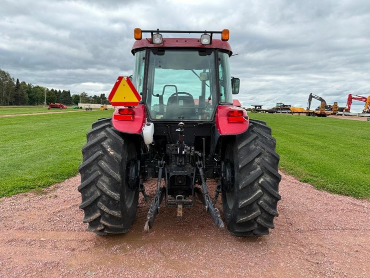 case-ih-farmall-95-image-5