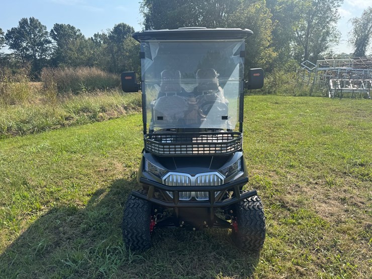 #98-•-new-sdlg80-electric-golf-cart-image-2