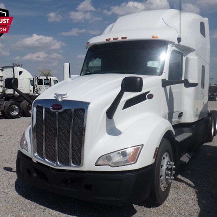 2023 PETERBILT 579