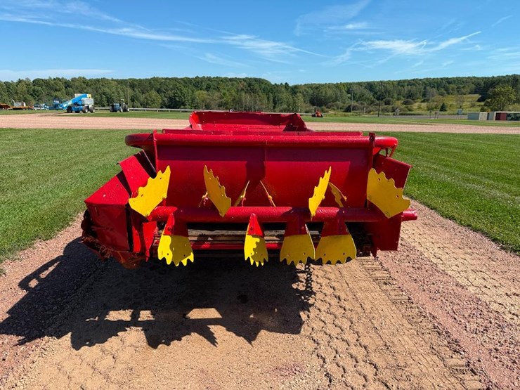 new-holland-520-image-5