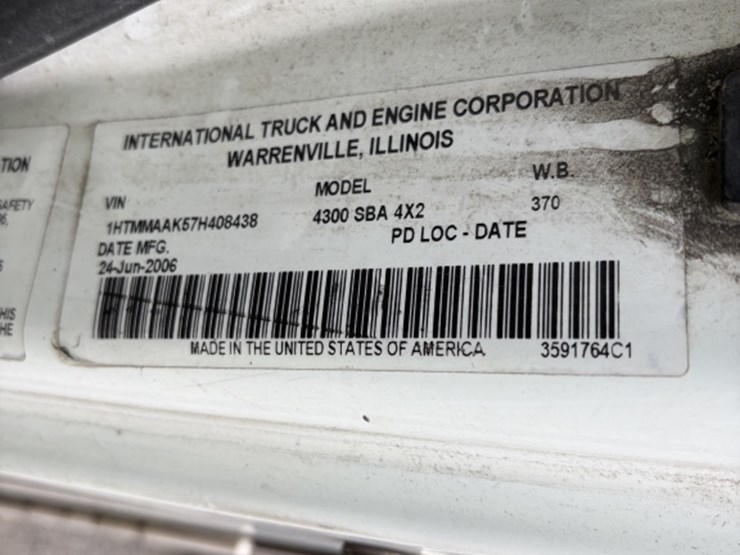 2007-international-durastar-4300-image-10