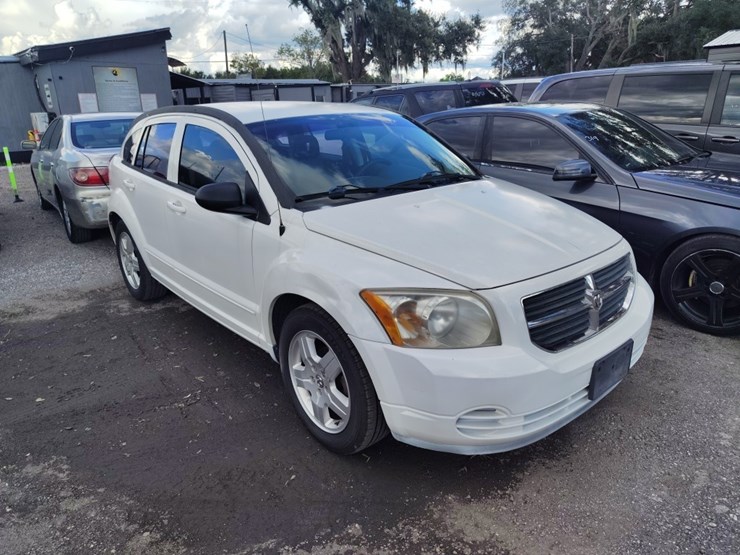 2009-dodge-caliber-image-1