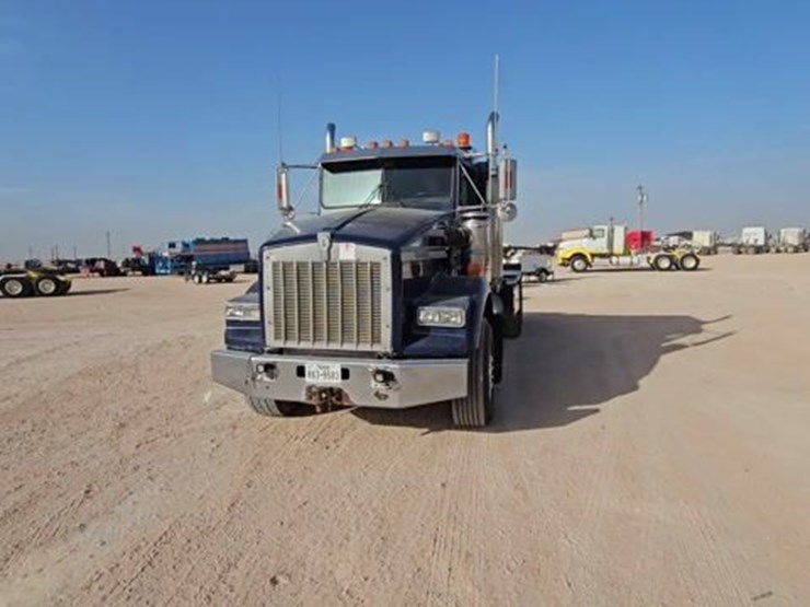1995-kenworth-t800-image-1