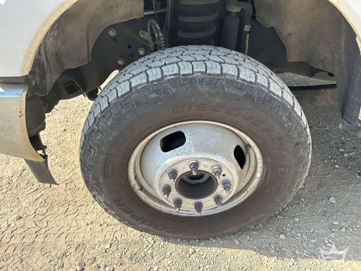 2019-ford-f350-image-33