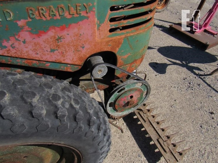 david-bradley-tractor-image-2