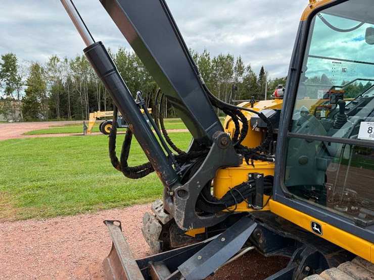 deere-85g-image-32