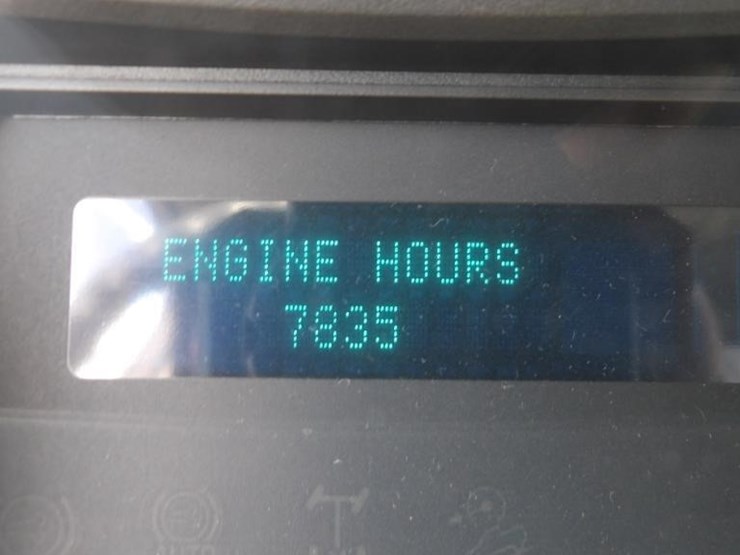 2011-ford-f550-image-17