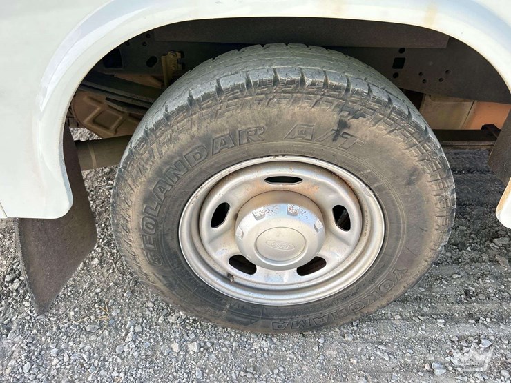 2020-ford-f250-image-31