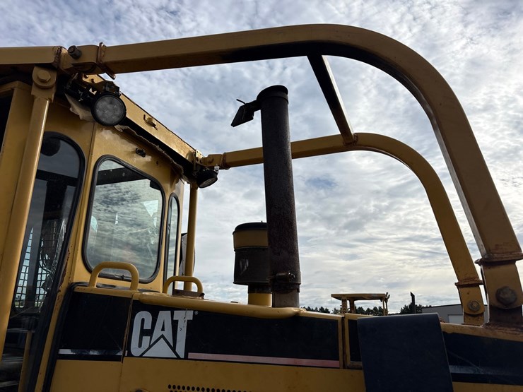 caterpillar-d5m-lgp-image-18