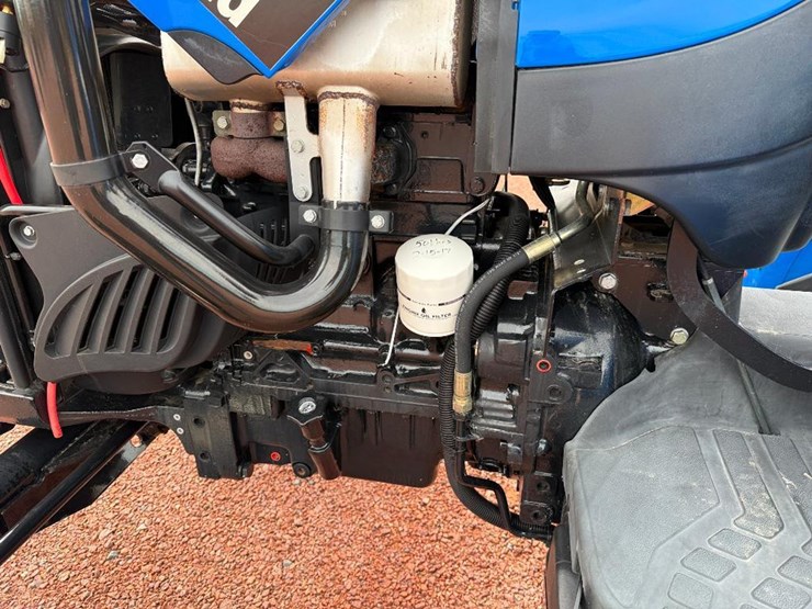 new-holland-tn60a-image-37