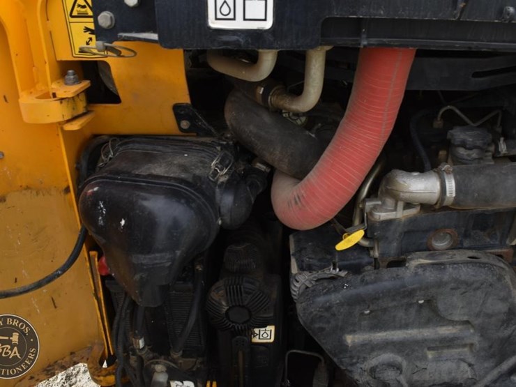 2016-jcb-300t-image-39