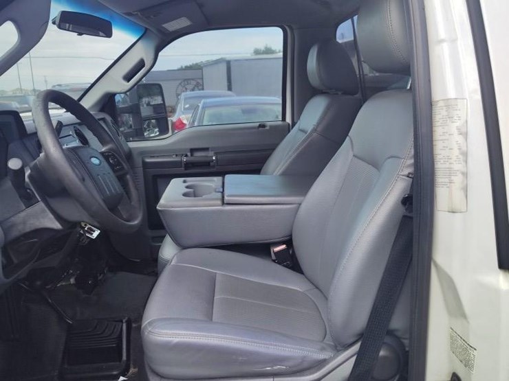 2016-ford-f550-image-5