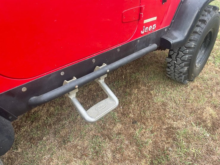 1993-jeep-wrangler-image-12