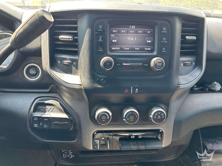 2022-dodge-2500-image-17