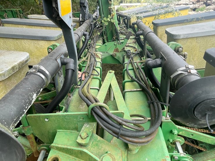 john-deere-1760-image-19