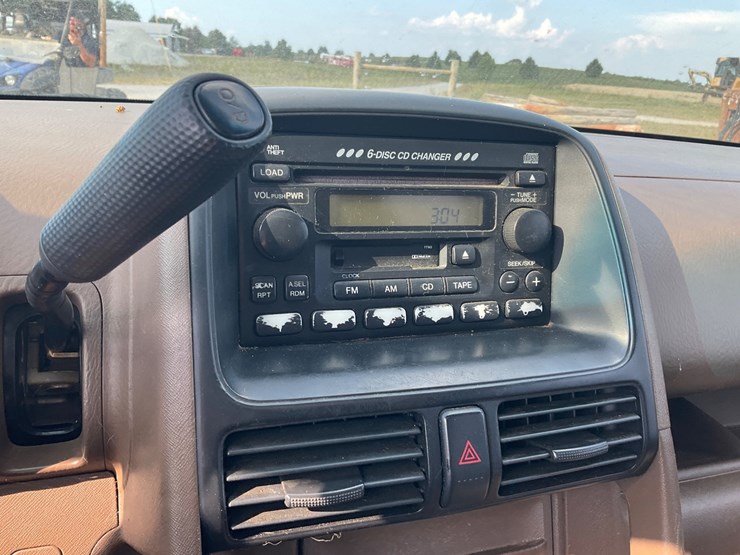 2002-honda-crv-image-16