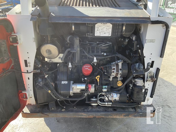 2018-bobcat-s570-image-15