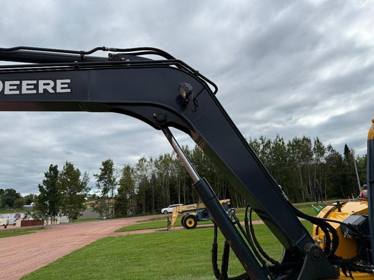 deere-85g-image-33
