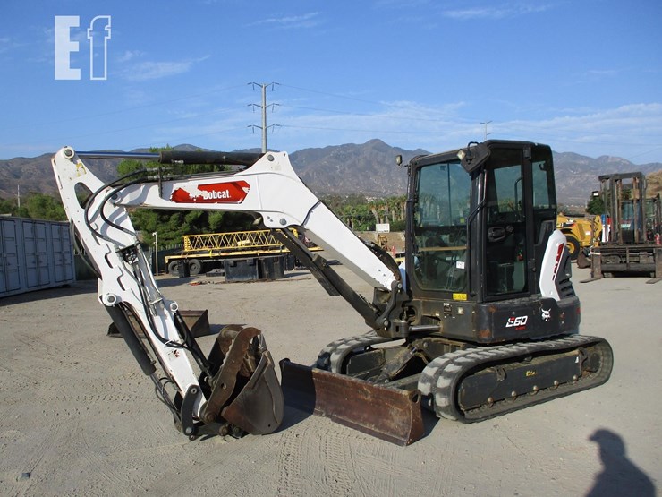 2022-bobcat-e60-image-1