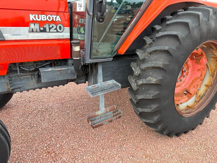 kubota-m120-image-11