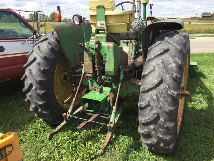 john-deere-2510-image-9