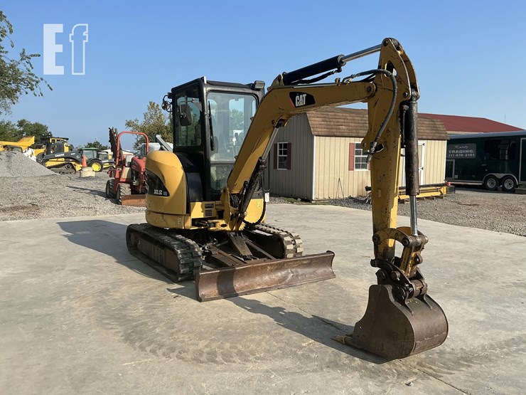 2010-caterpillar-303.5c-cr-image-6