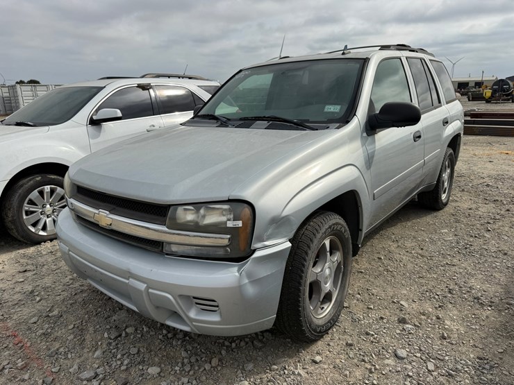 2007-chevrolet-trailblazer-image-1