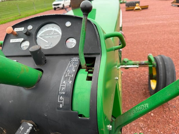 john-deere-4020-image-33