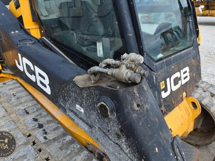 2021-jcb-270t-image-14