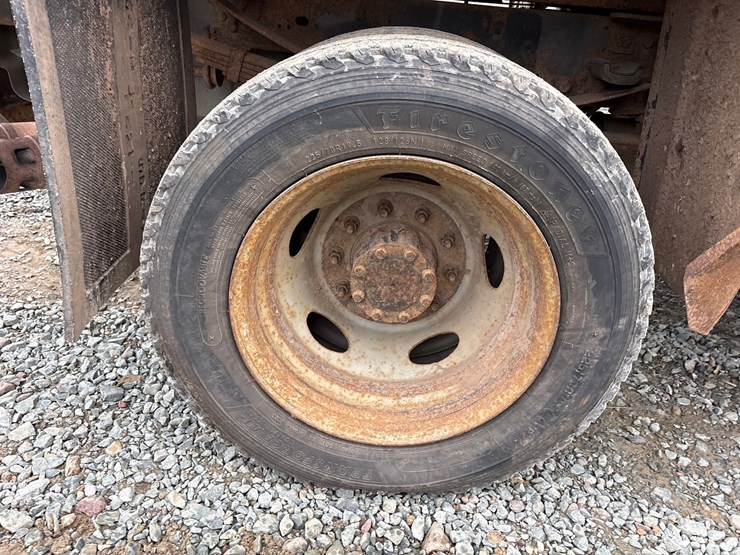 2008-ford-f550-image-58