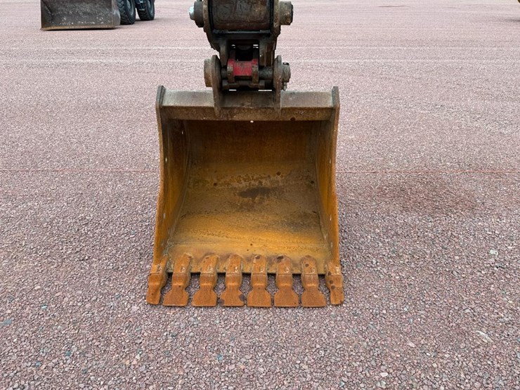 volvo-ecr145el-image-37