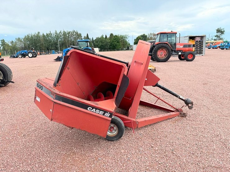 case-ih-600-image-2