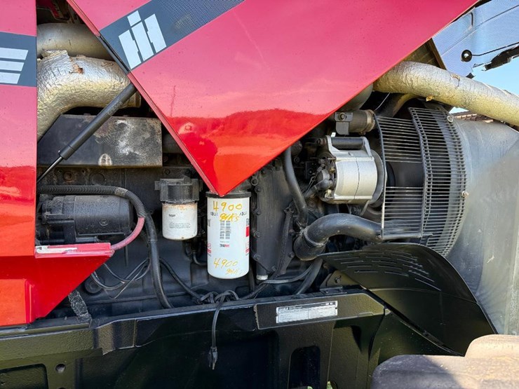 case-ih-mx270-image-40