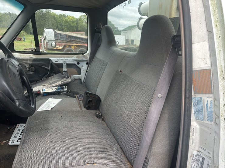 1998-ford-f350-image-30