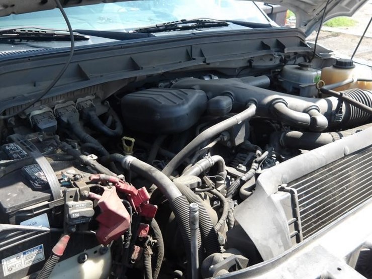 2016-ford-f550-image-8