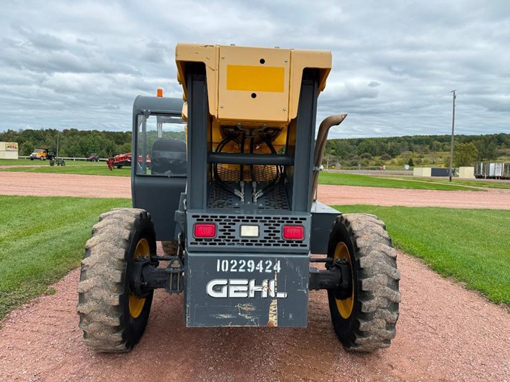 2017-gehl-rs8-42-image-15