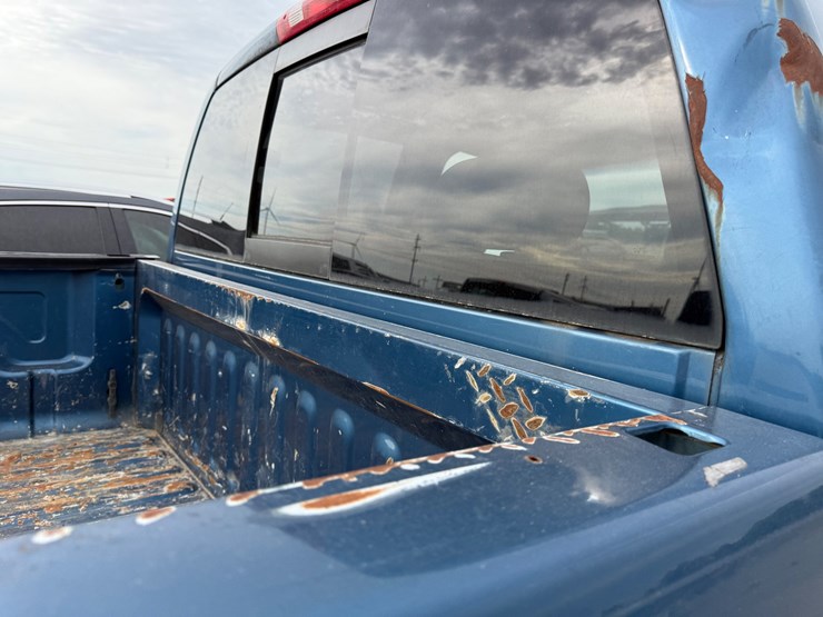 2006-dodge-3500-image-23
