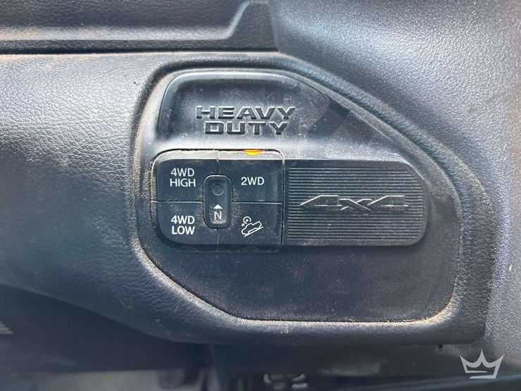 2022-dodge-2500-image-18