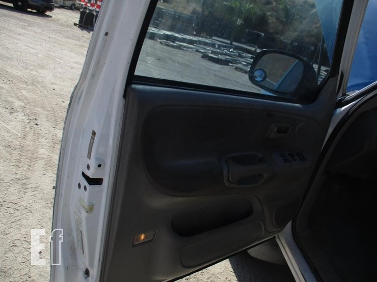 2003-toyota-tundra-image-11