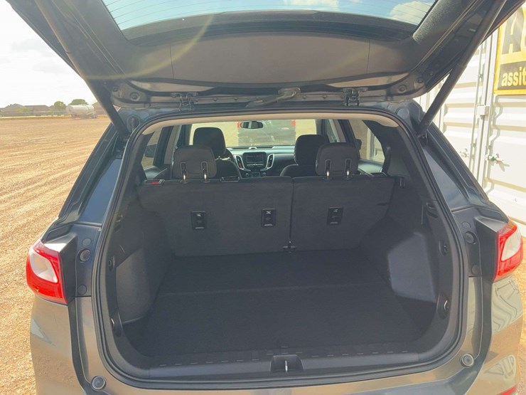 2019-chevrolet-equinox-lt-image-15