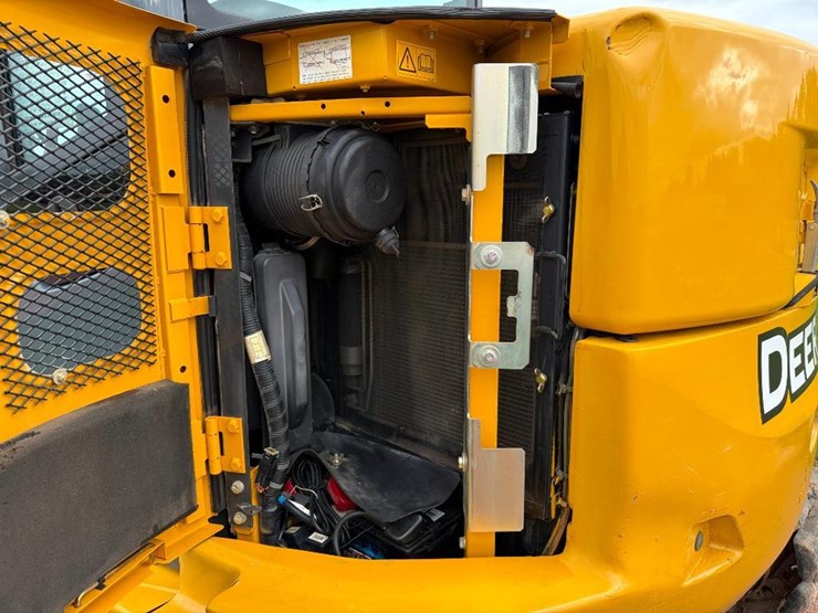 deere-85g-image-43