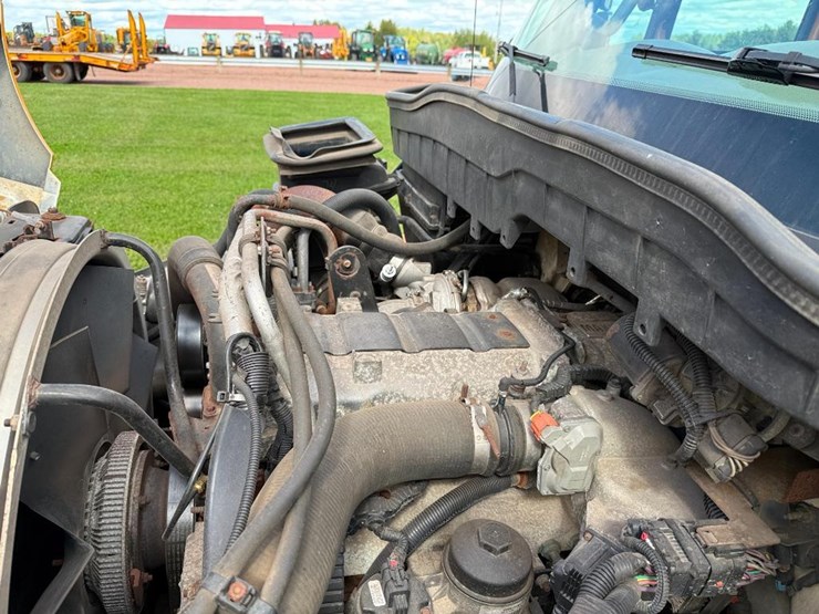 international-durastar-4300-image-35
