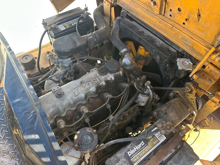 #5597-•-komatsu-fd25-7-forklift-image-29