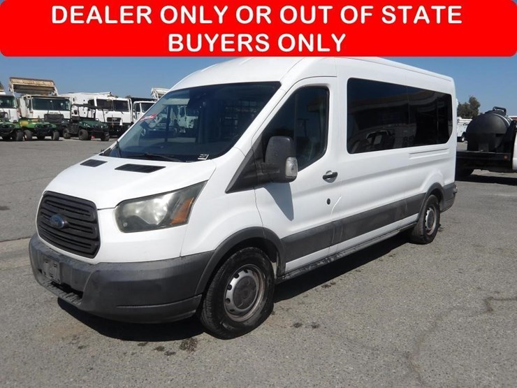 2017-ford-transit-image-1