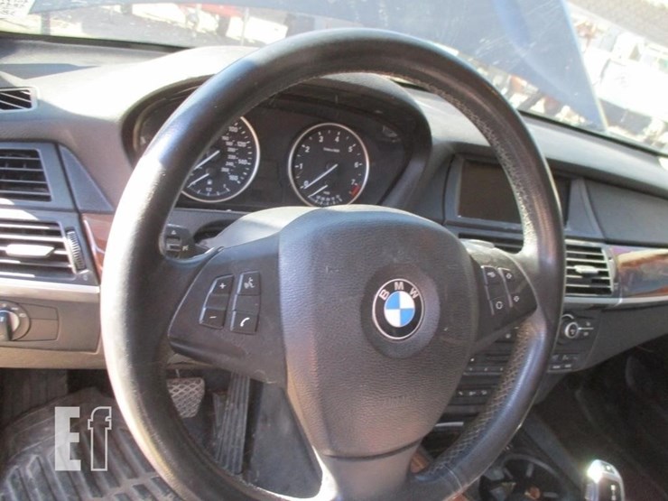 2011-bmw-x5-image-16